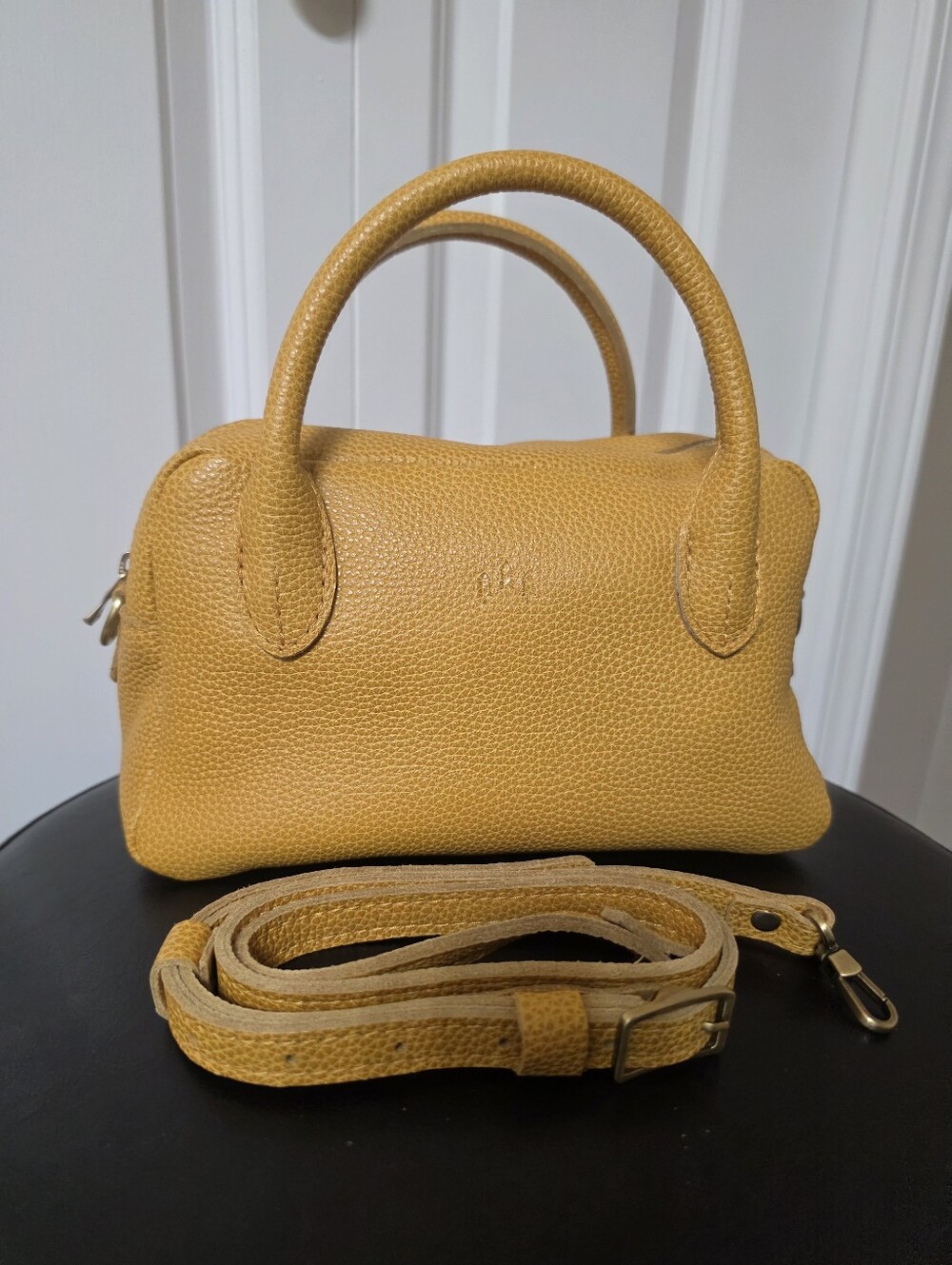 New Portland Leather Large Grace Doctor Bag/Color: Sunshine - Picture 4 of 9